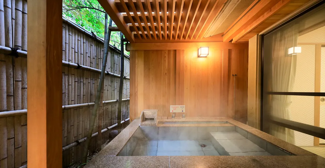 写真：露天風呂付客室8畳